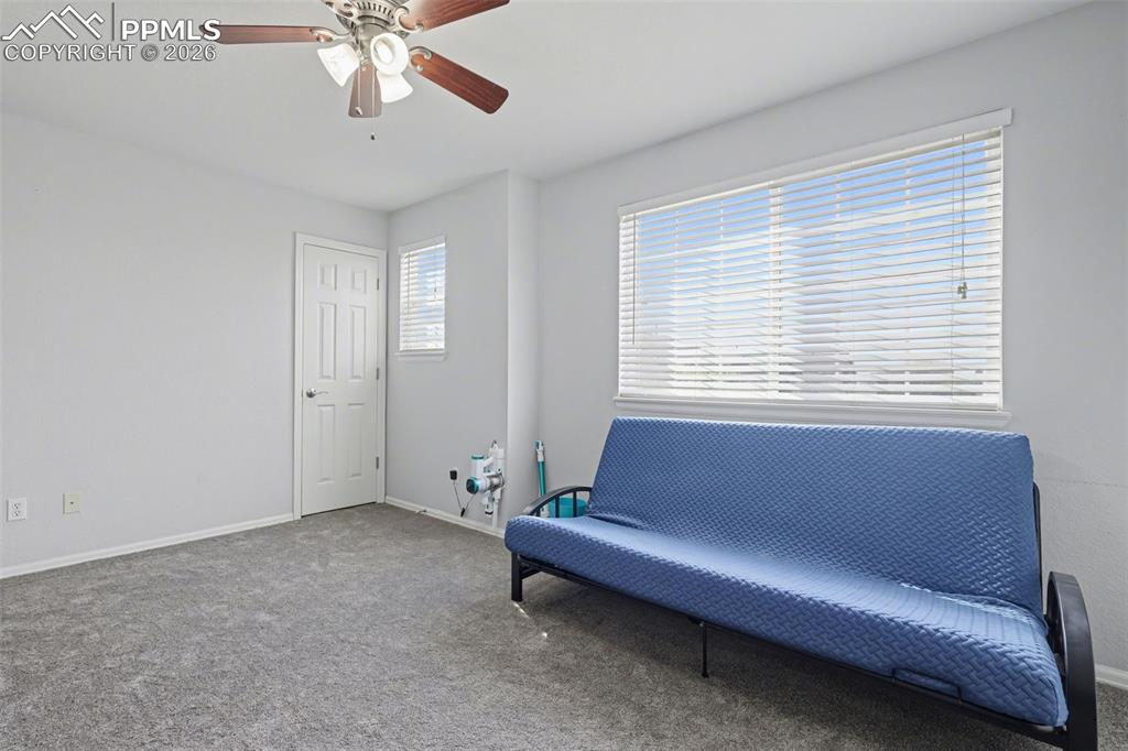 Image 27 of 43: Sitting Room