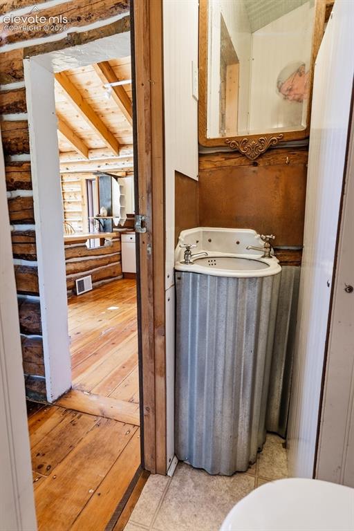 Image 10 of 49: Main House Guest Bath