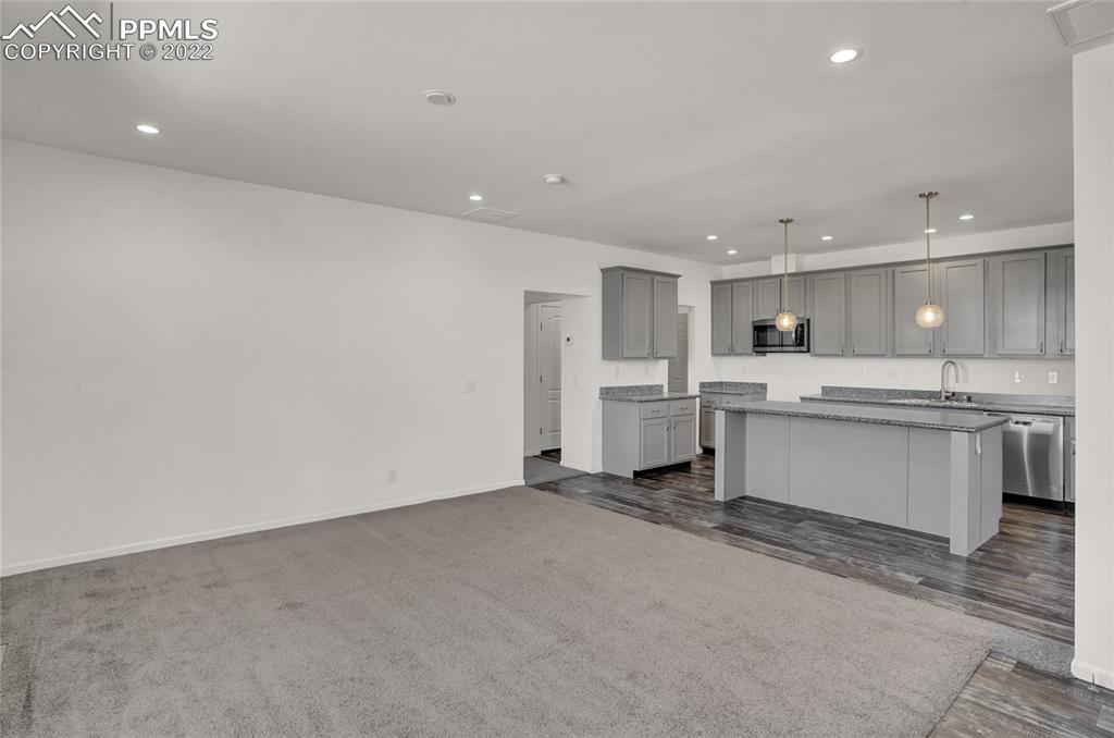 Listing 1817567, Image 5 of 32