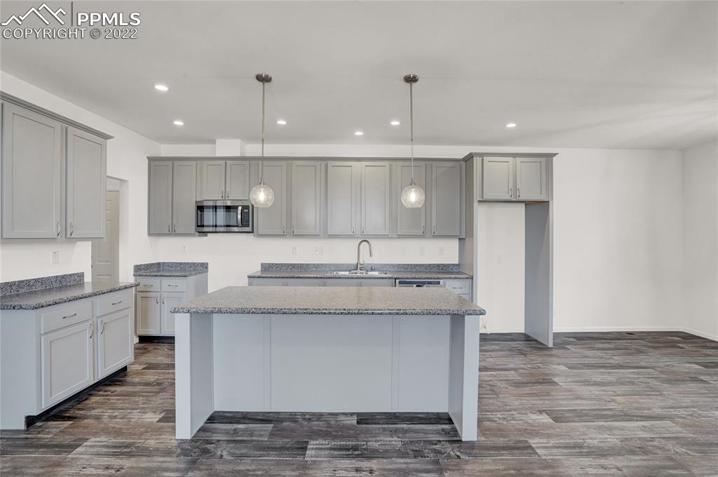 Listing 1817567, Image 6 of 32