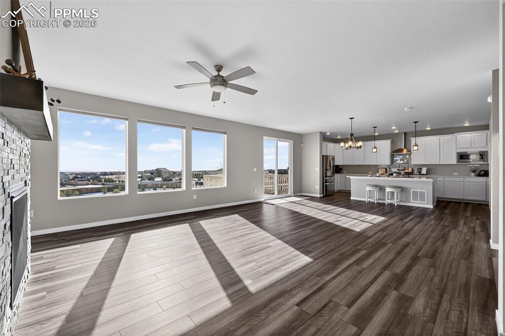 Image 8 of 46: Views forever