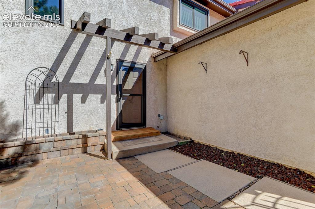 Image 4 of 44: Private Courtyard