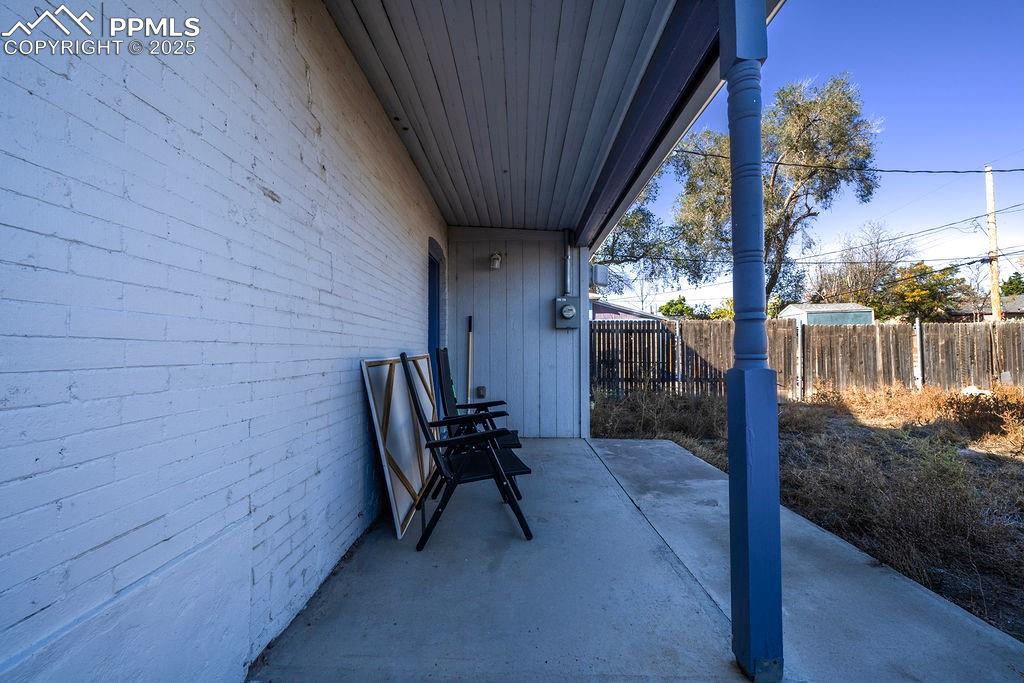 Image 34 of 35: Patio