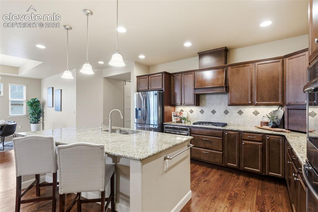 Image 13 of 50: Kitchen (cont)