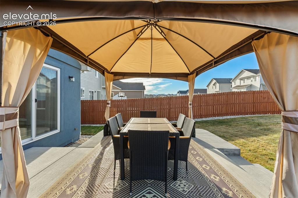 Image 45 of 49: Patio