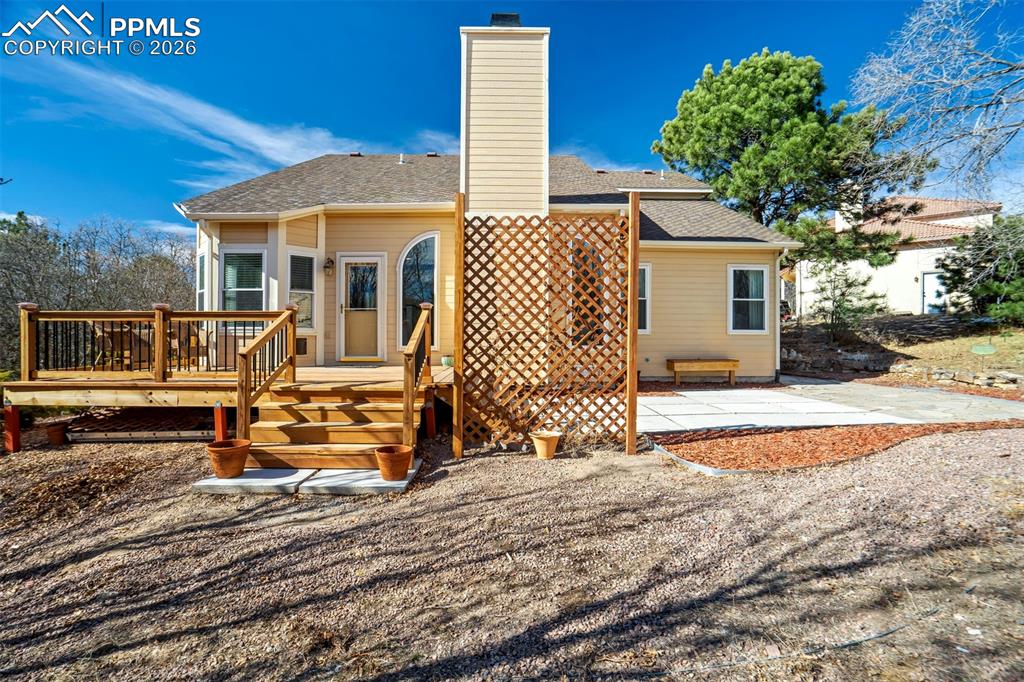 Image 46 of 50: Back of Structure