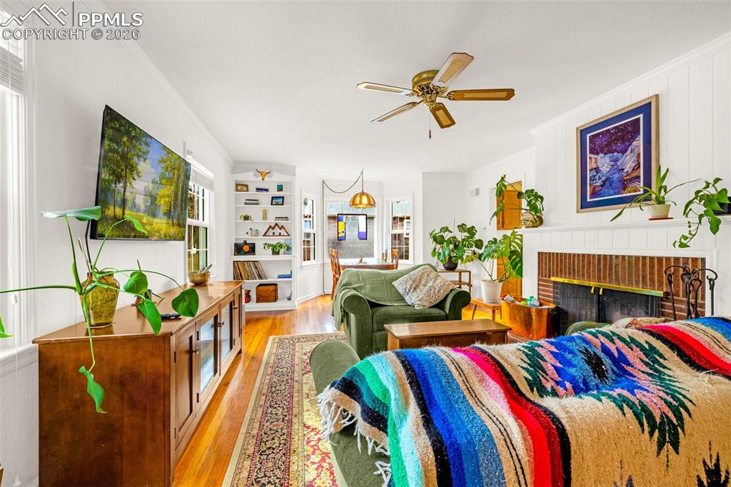 Image 8 of 37: Living Room