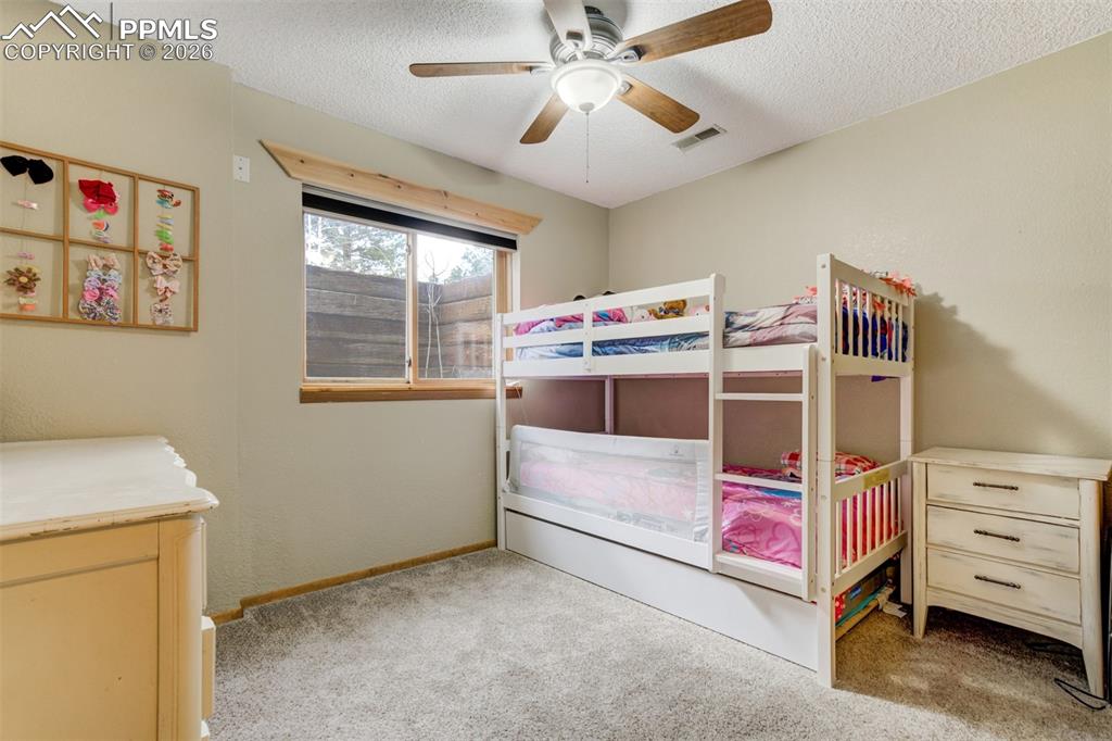 Image 26 of 34: Bedroom