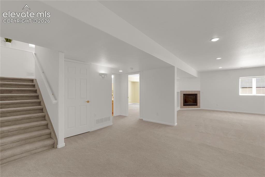 Image 19 of 35: Basement