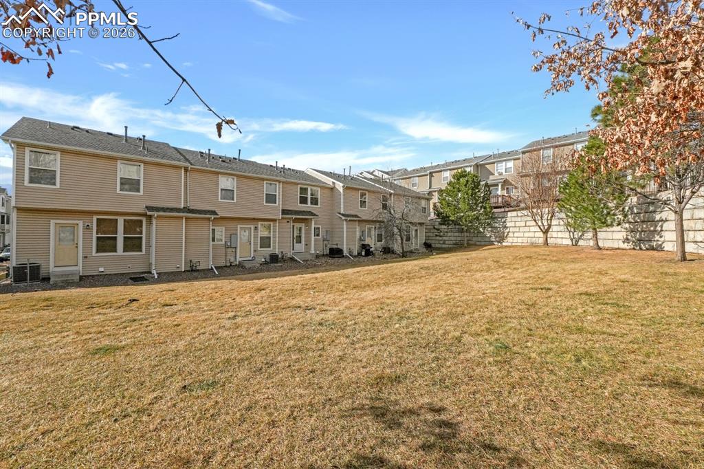 Image 15 of 15: Back of house