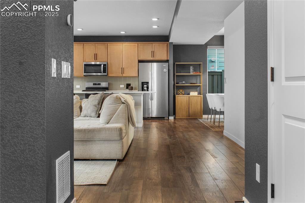 Image 3 of 24: Kitchen