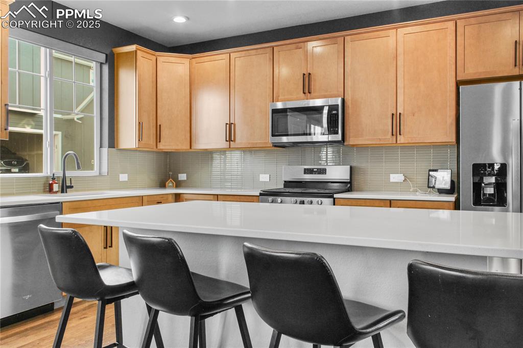 Image 9 of 24: Kitchen