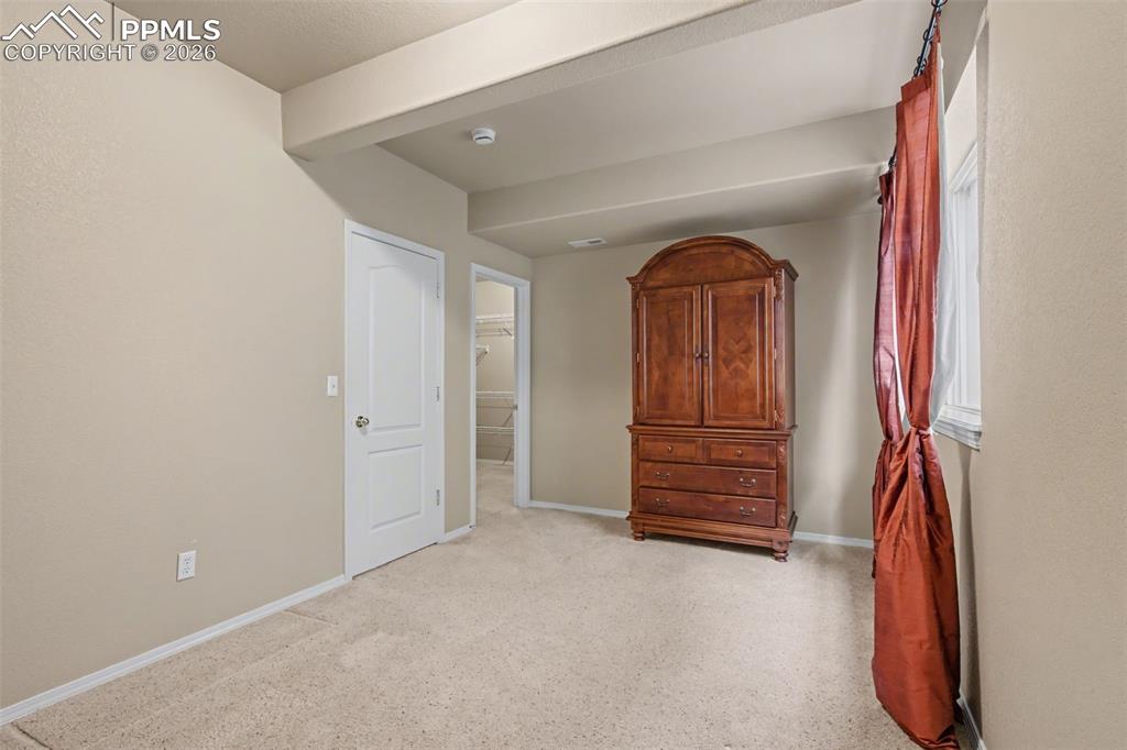 Image 27 of 36: Bedroom