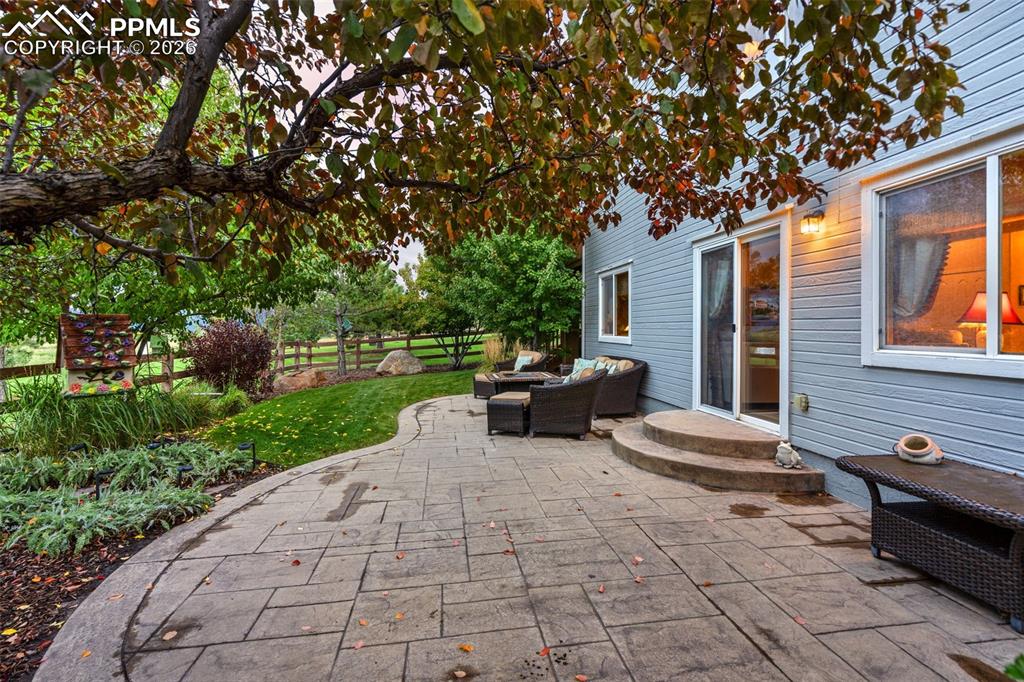 Image 30 of 36: Patio