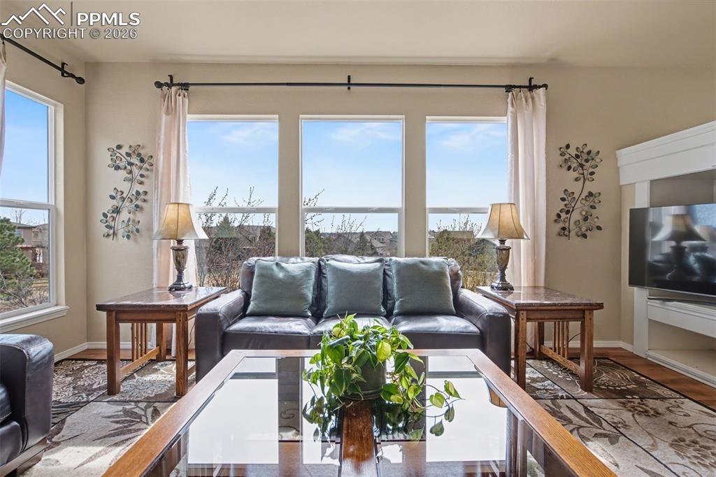 Image 6 of 36: Living Room