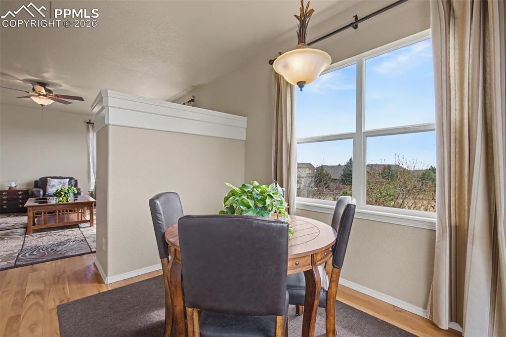 Image 9 of 36: Dining Area