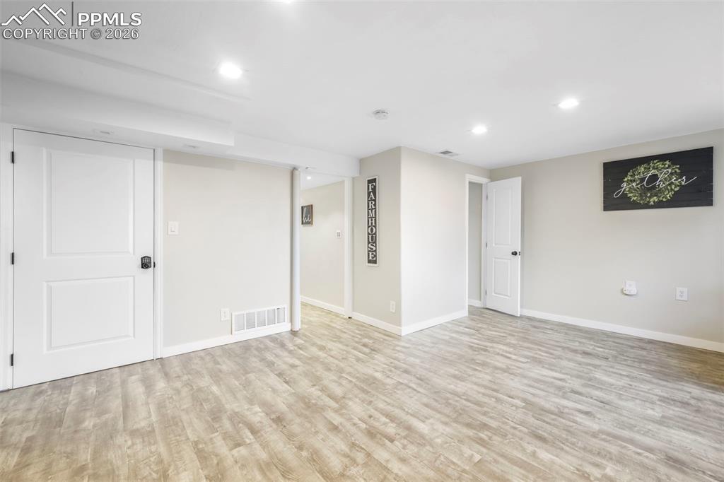 Image 37 of 46: Bedroom