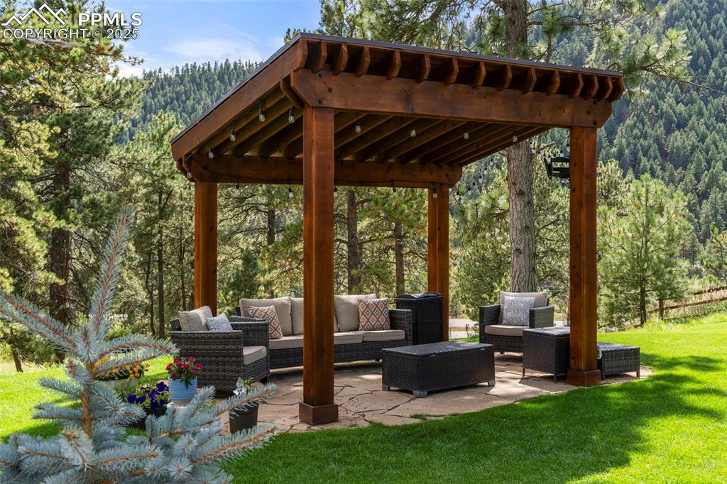 Image 35 of 46: View of property