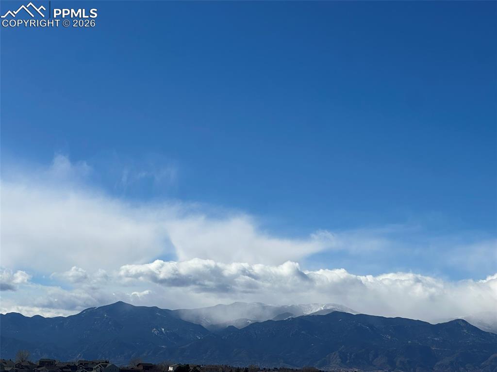 Image 14 of 14: View