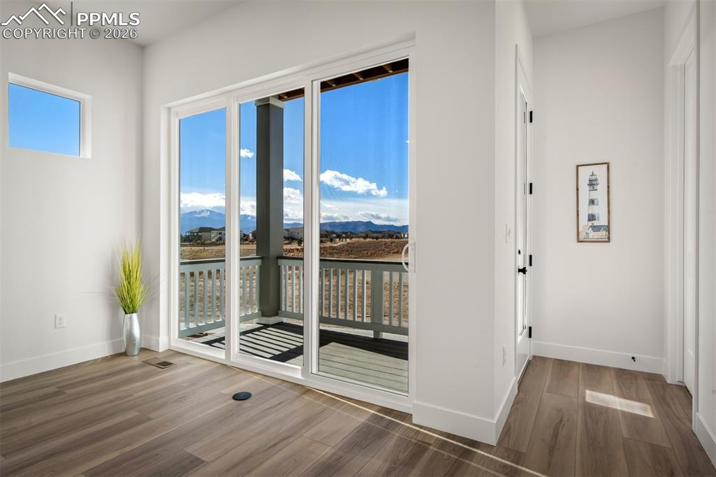 Image 12 of 40: Living Room