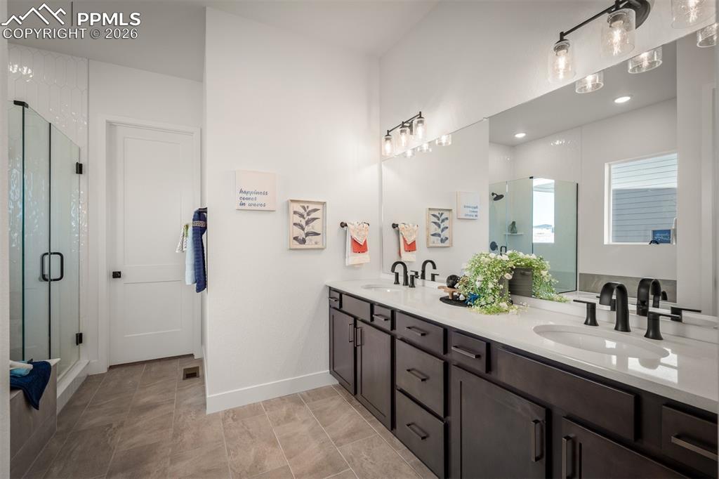 Image 19 of 40: Master Bathroom