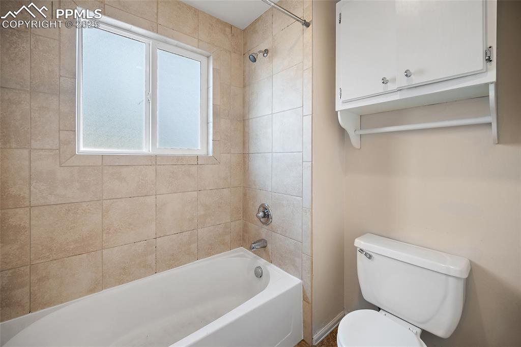 Image 13 of 16: Master Bathroom