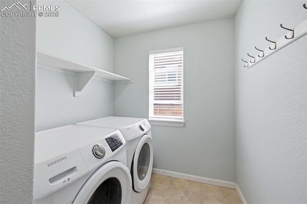 Image 13 of 34: Laundry