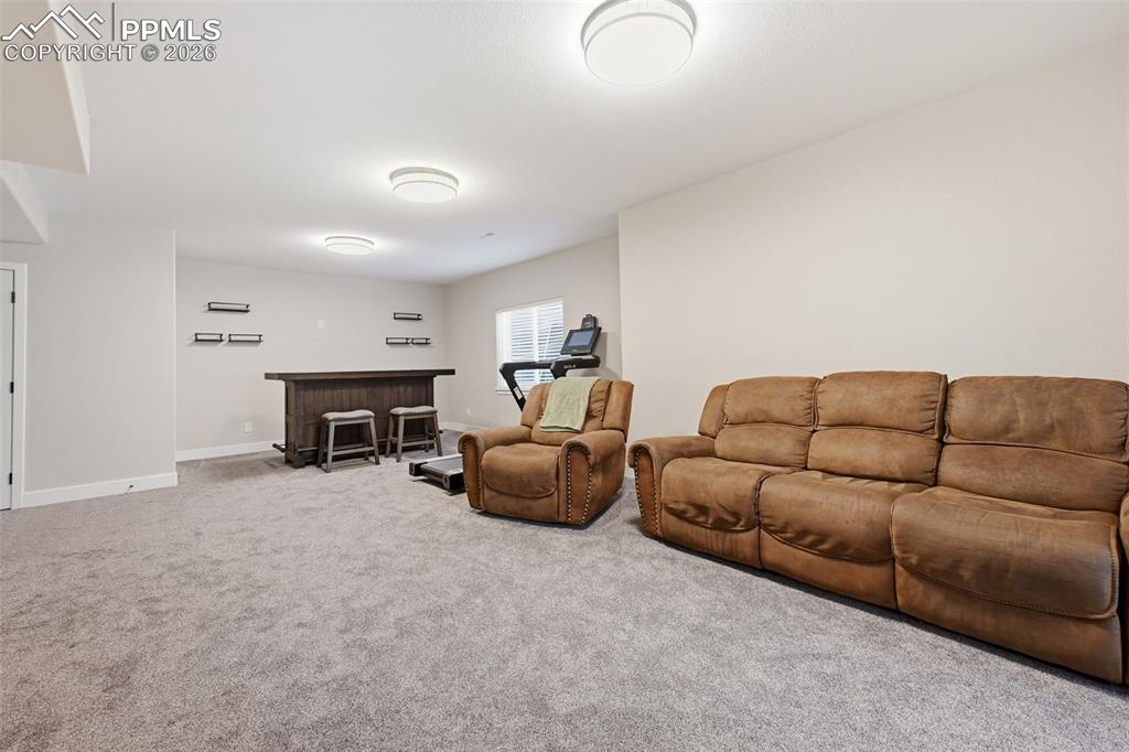 Image 26 of 34: Living Room