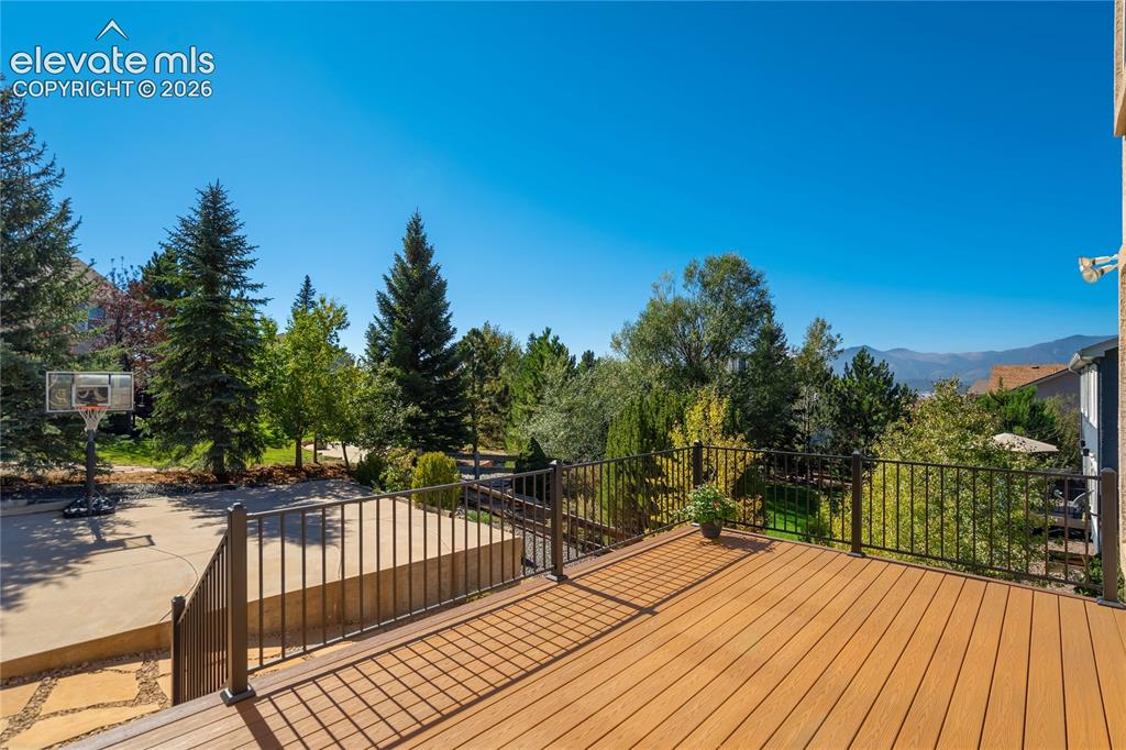 Image 46 of 48: Deck