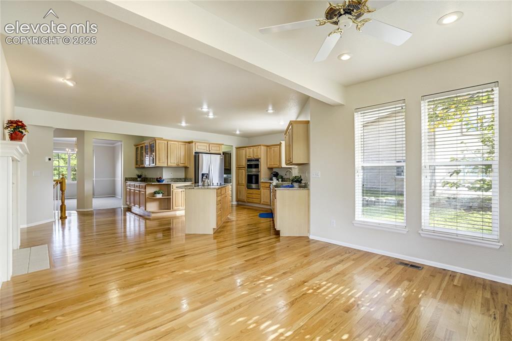 Image 6 of 48: Kitchen