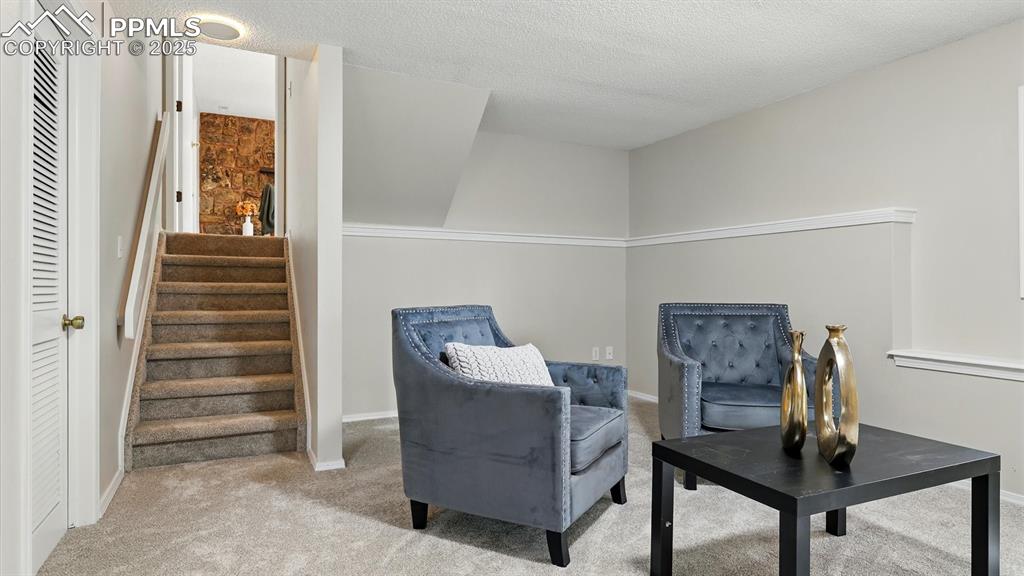 Image 38 of 47: Basement Sitting Area.