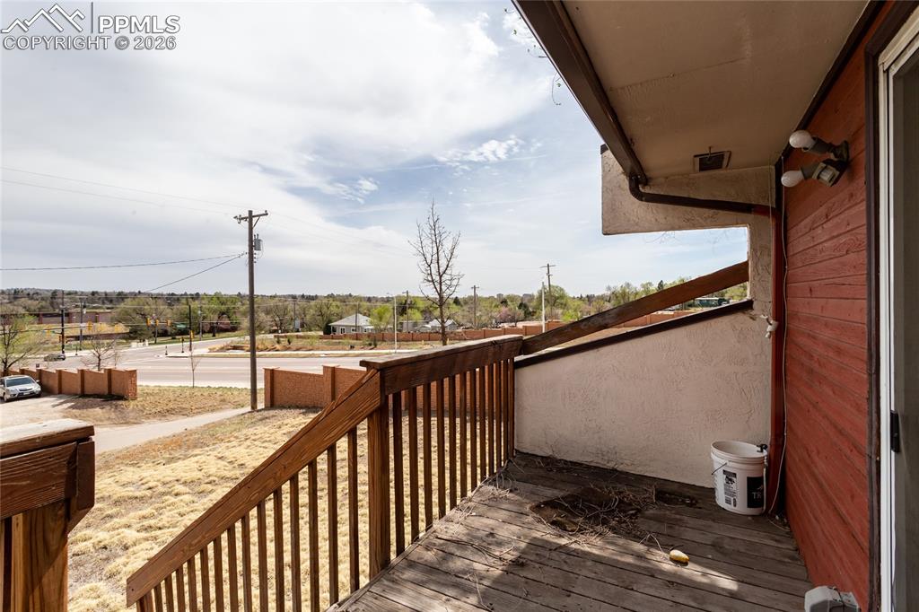 Image 17 of 39: Nice private deck to watch the sunrise. Unoccupied unit 1903