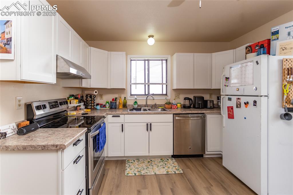 Image 22 of 39: Fully updated kitchen in 2025.  Occupied unit 1905