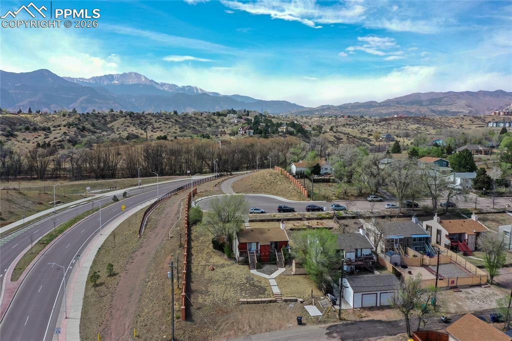 Image 37 of 39: Great west side location at off I-25 and Centennial! 