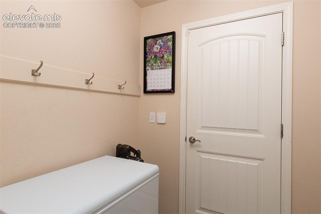 Image 16 of 44: Mud Room