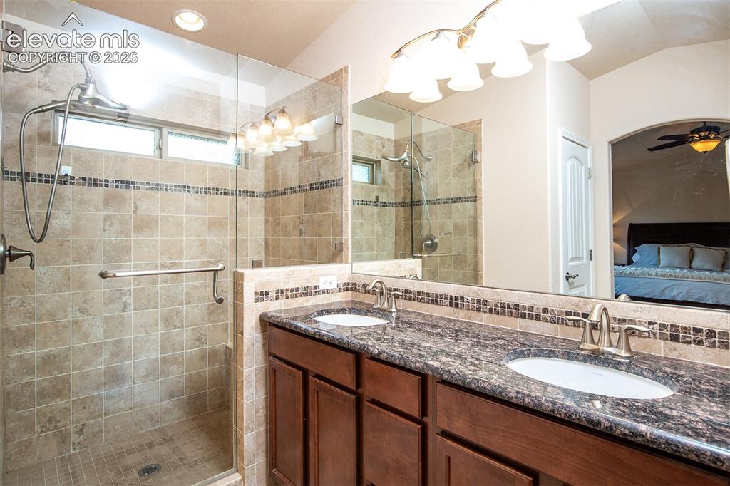 Image 23 of 44: Master Bathroom