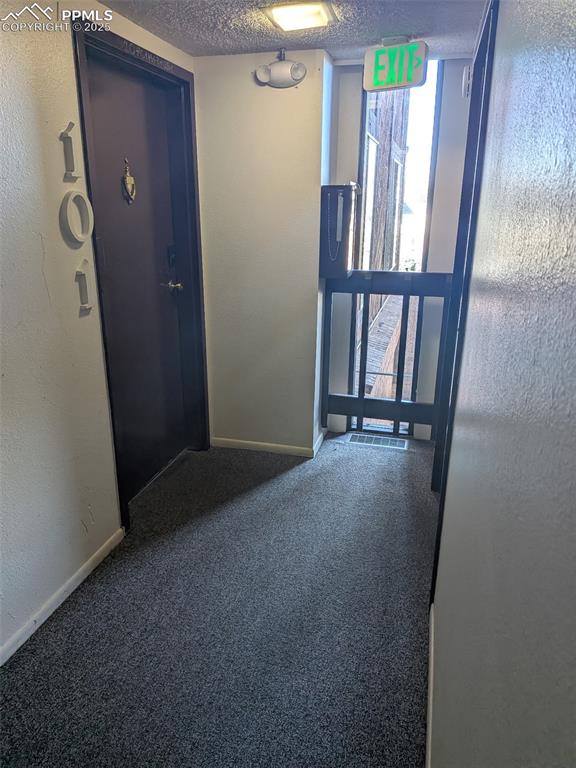 Image 4 of 29: Corner Unit 