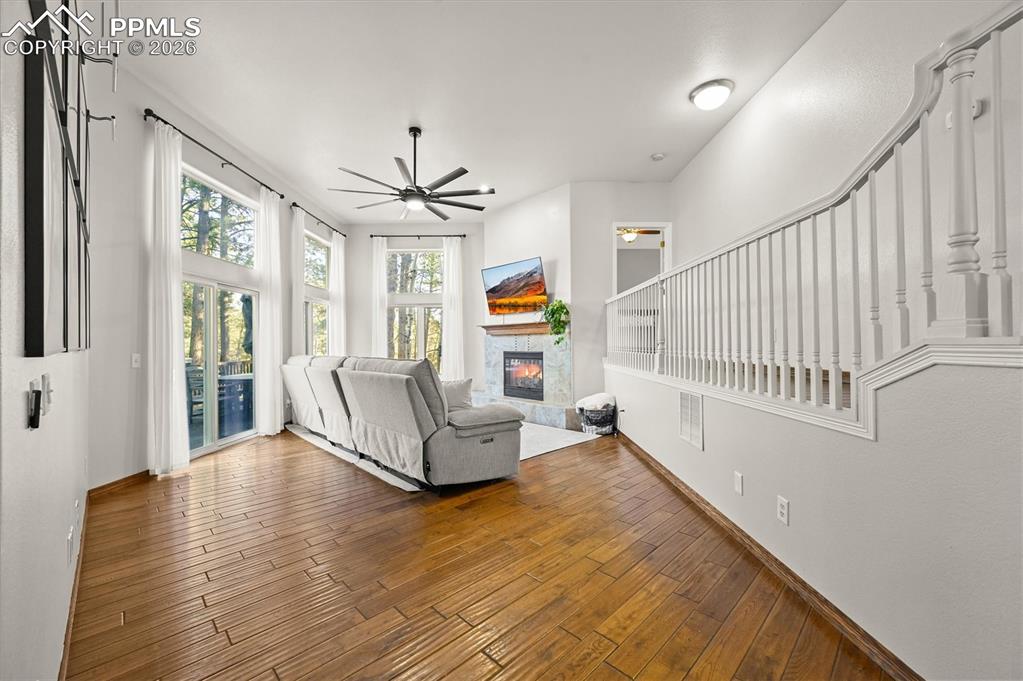 Image 9 of 47: Living Room