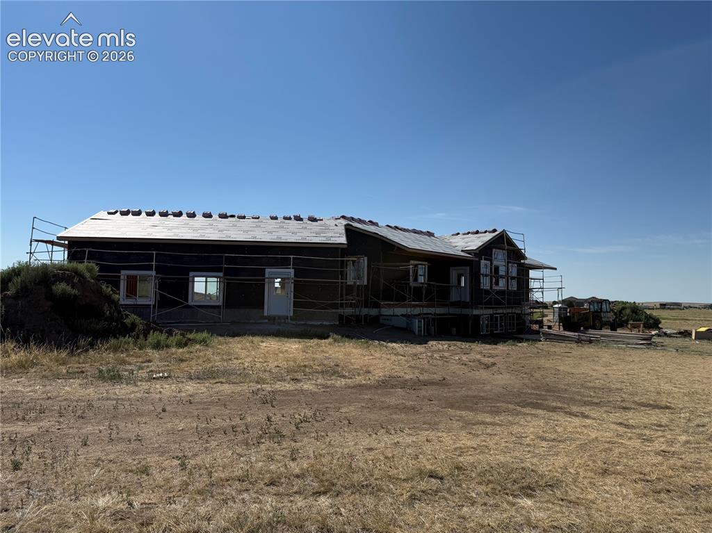 Image 2 of 12: Back of Structure