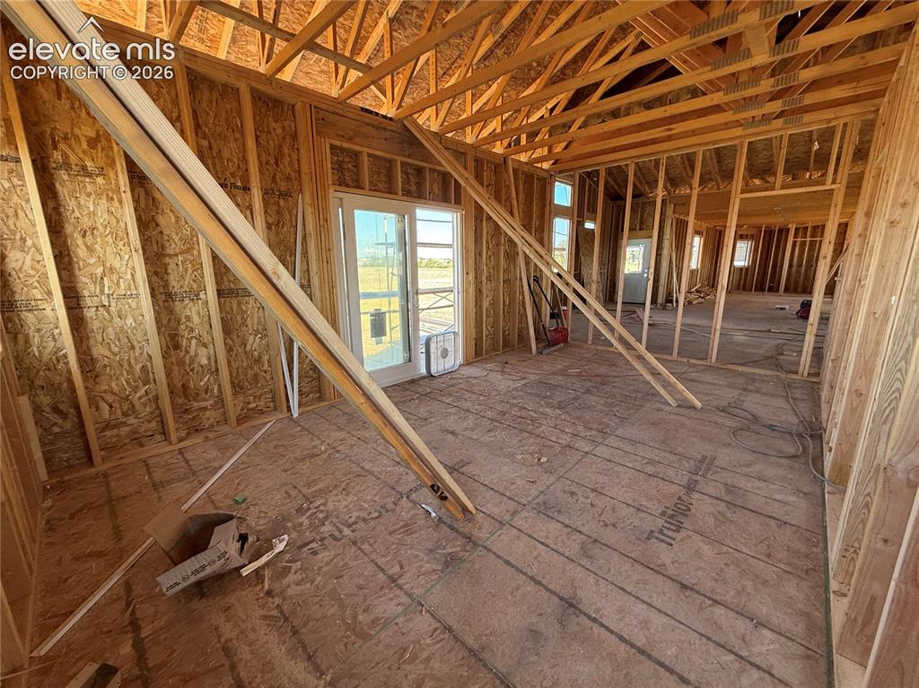 Image 8 of 12: Master Bedroom