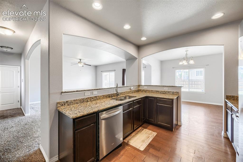 Image 9 of 41: Kitchen
