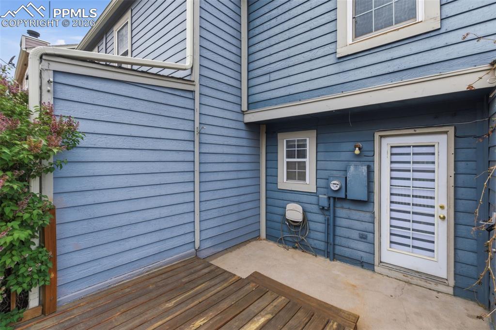 Image 21 of 25: Basement