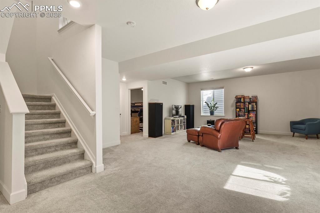 Image 26 of 38: Living Room