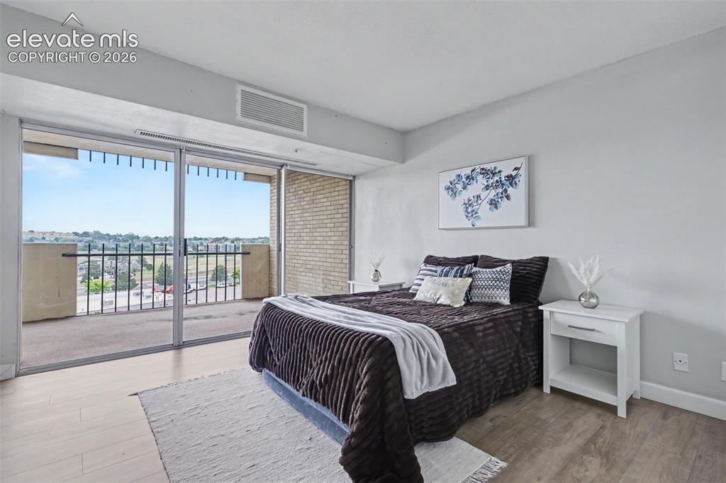 Image 17 of 25: The covered balcony can also be accessed from the Bedroom!