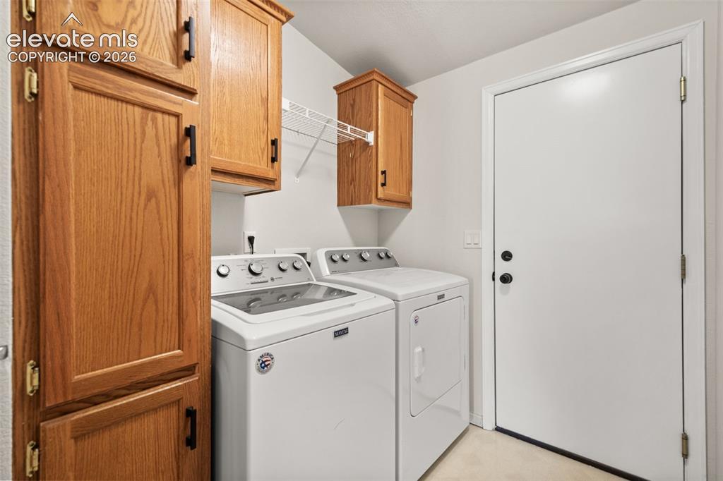 Image 13 of 36: Laundry