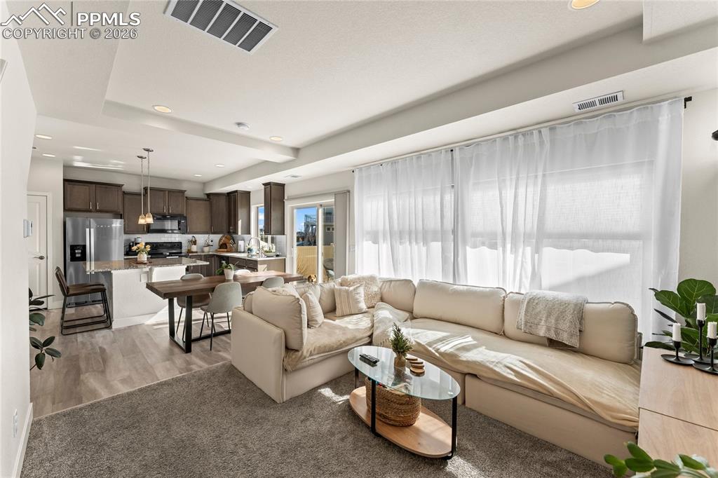 Image 5 of 35: Living Room