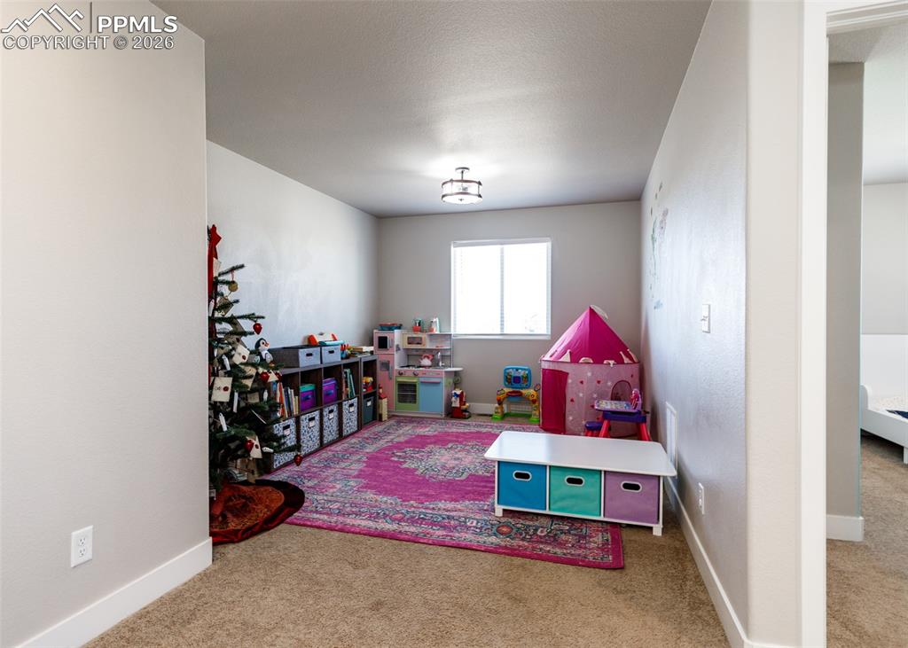 Image 41 of 50: Loft