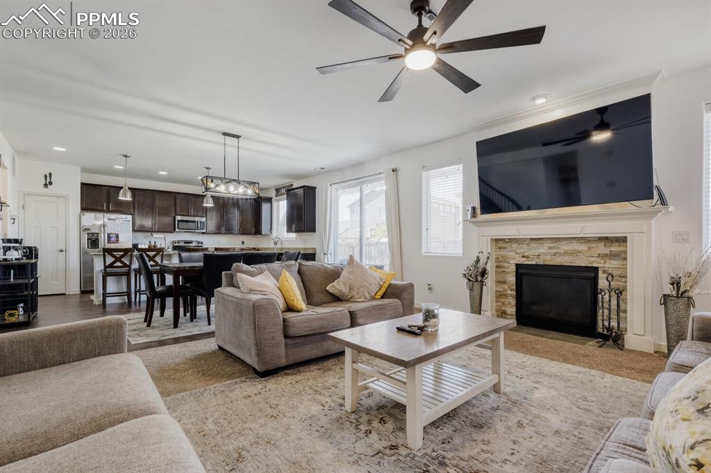 Image 7 of 29: Living Room