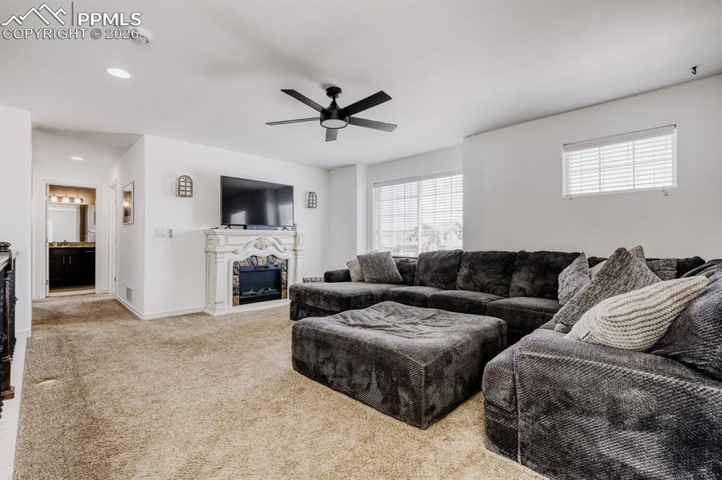 Image 9 of 29: Living Room