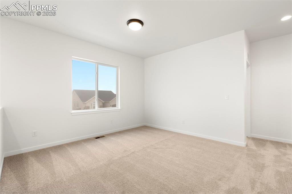 Image 15 of 15: can be 4th bedroom 